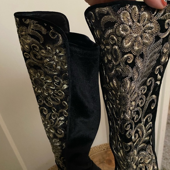 Stuart Weitzman Alljill Sequin Velvet 5050 Knee High Heeled go-go Boot noir - Picture 8 of 17